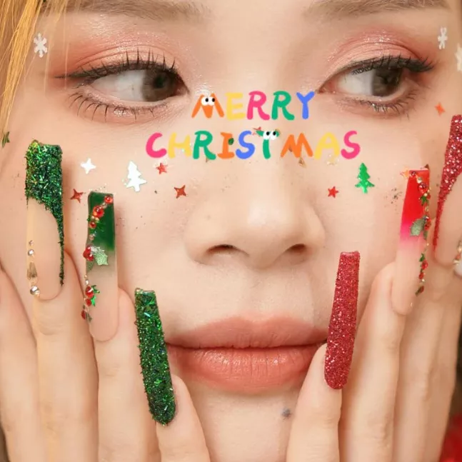 ugly christmas sweater nail wraps