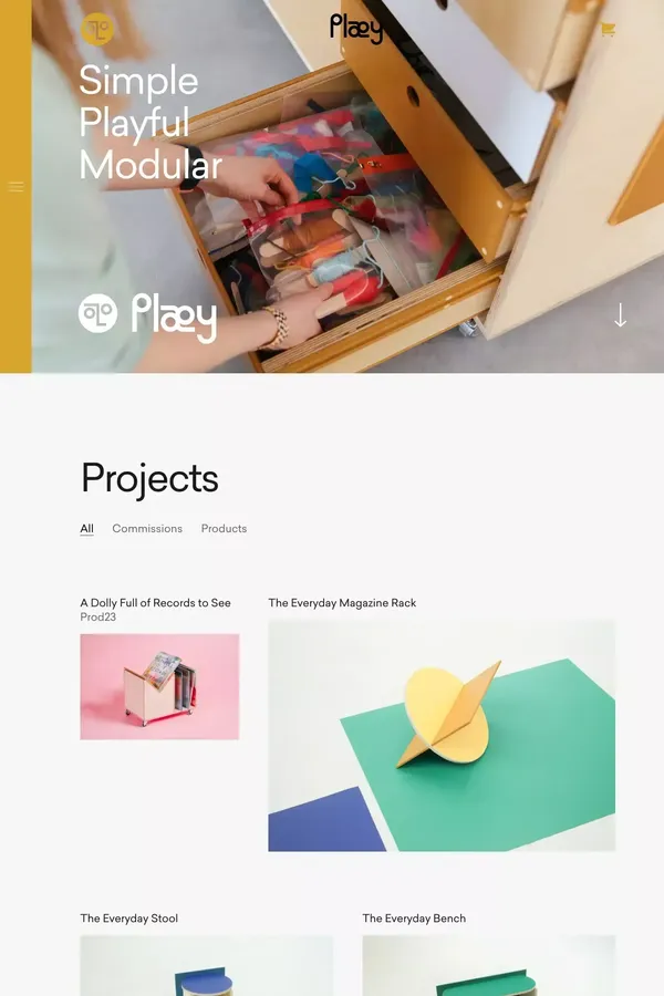 One moment, please... - Portfolio design inspiration