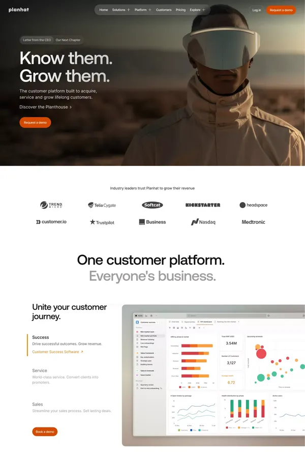 Planhat | The Customer Platform - Landing design inspiration