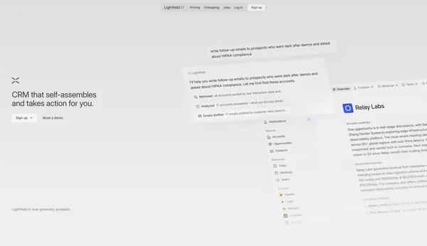 Lightfield - A new kind of CRM - Landing design inspiration