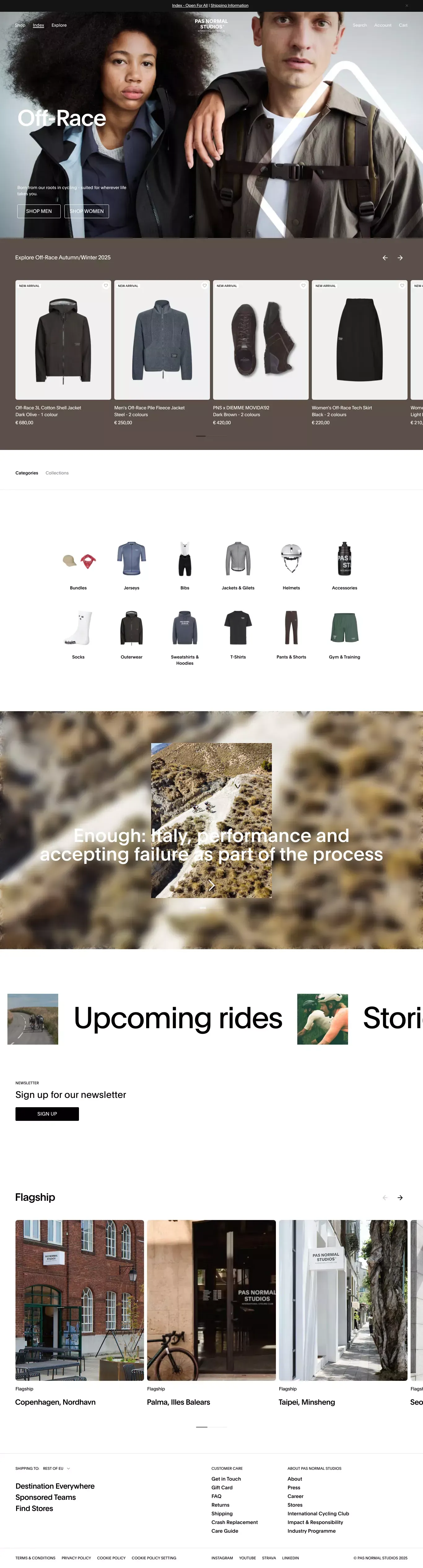 Pas Normal Studios - Ecommerce design