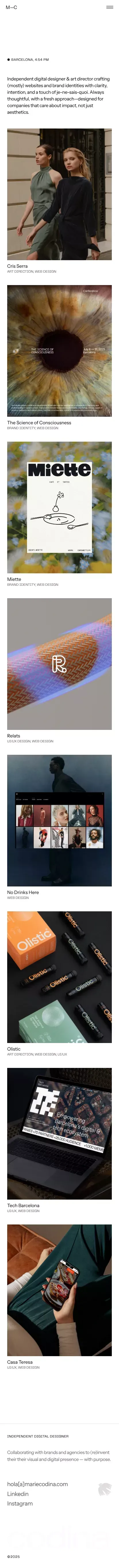 Marie Codina – Digital Designer and Photographer mobile view
