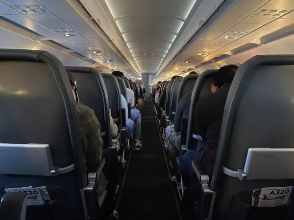 What is the Price of Singapore Airlines First Class Ticket? - Blog design inspiration