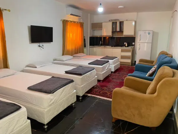 《 تخفیف هتل 》 《 مهر 1404 》 | هتل سرخ در جزیره هرمز - Landing design inspiration